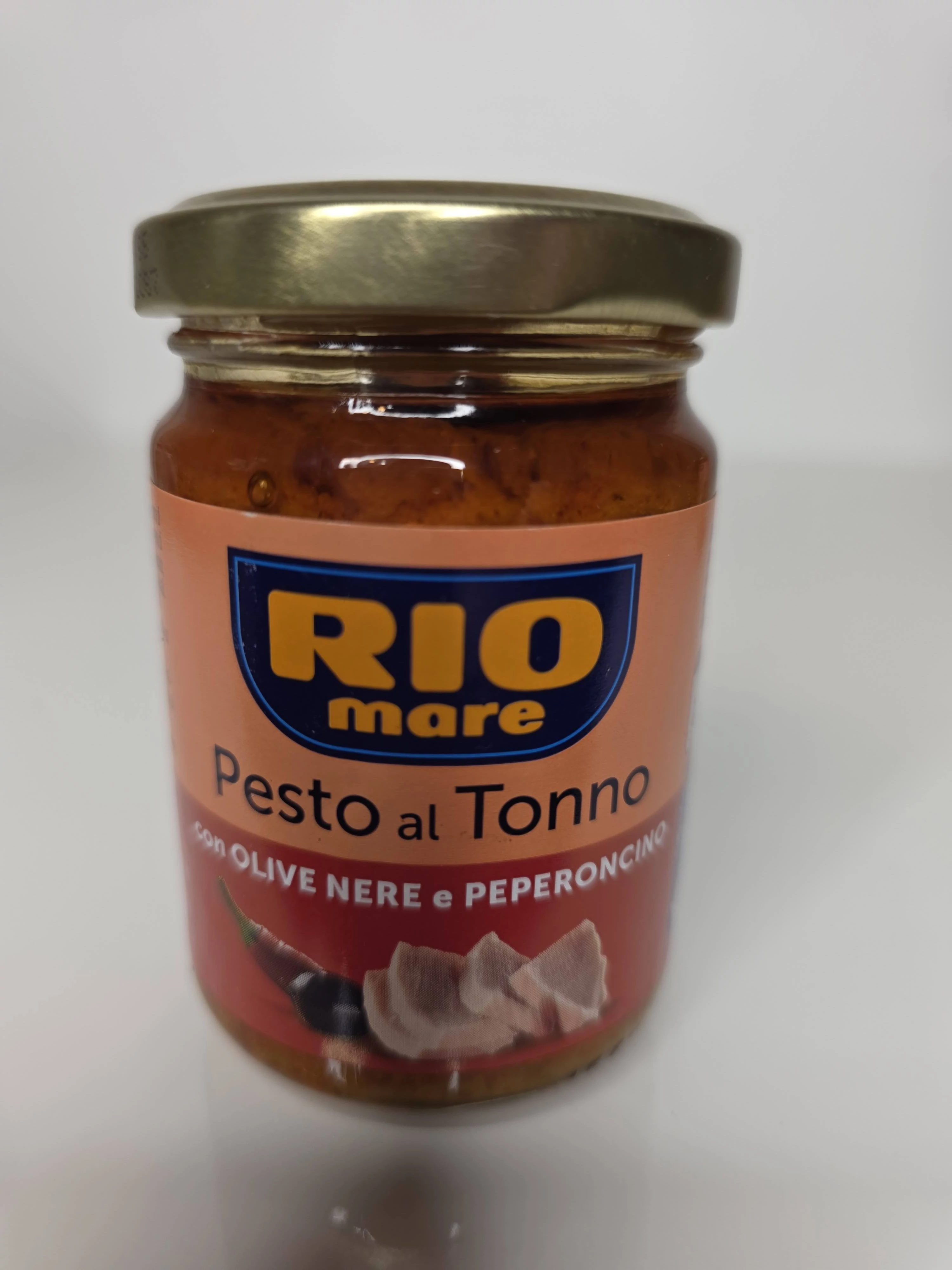 RIO mare Pesto al Tonno con Olive Nere e Peperoncino 130g